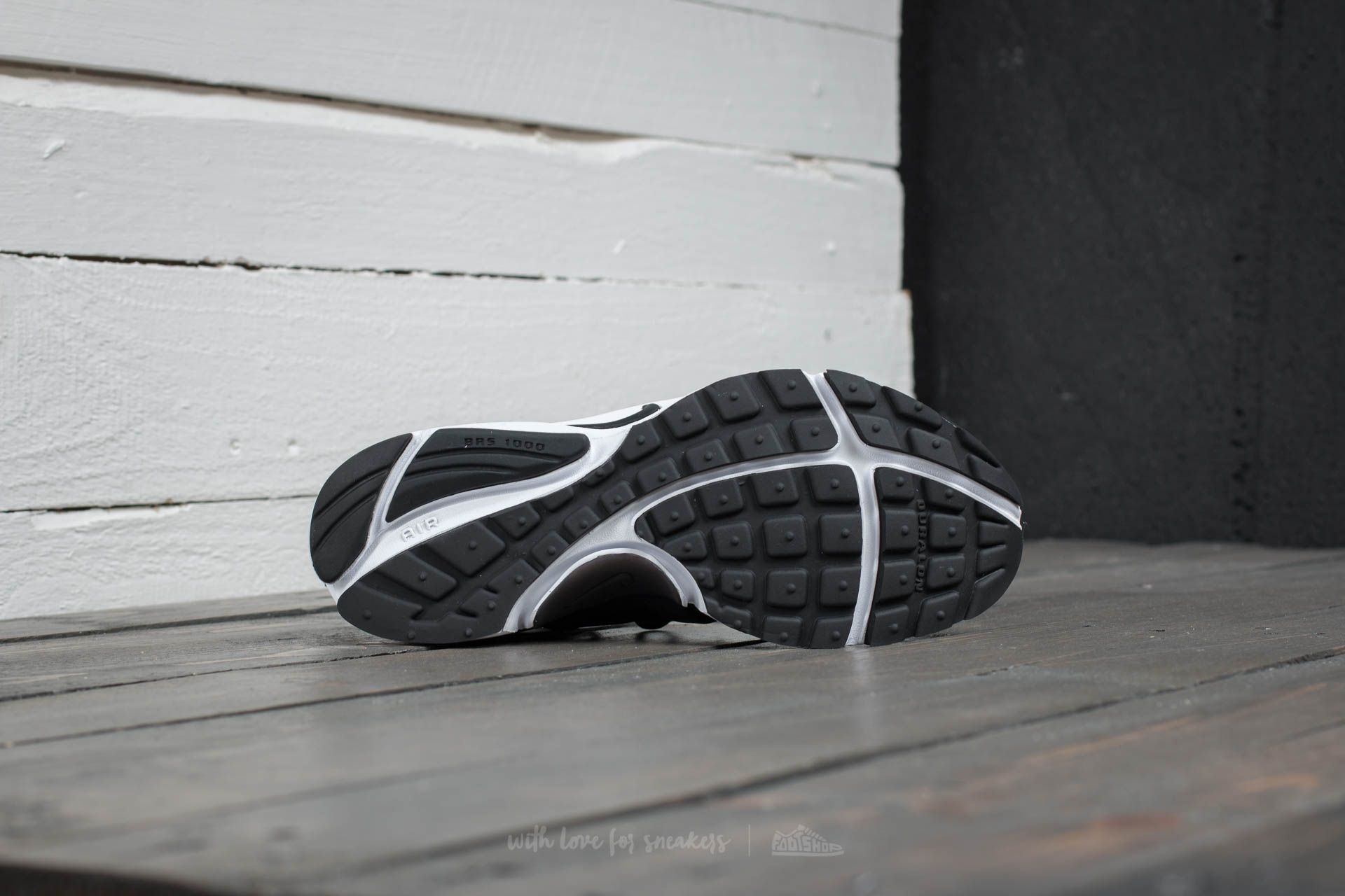 Nike wmns presto ul czarne hot sale