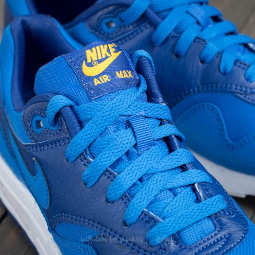 nike air max up ripstop sneakers