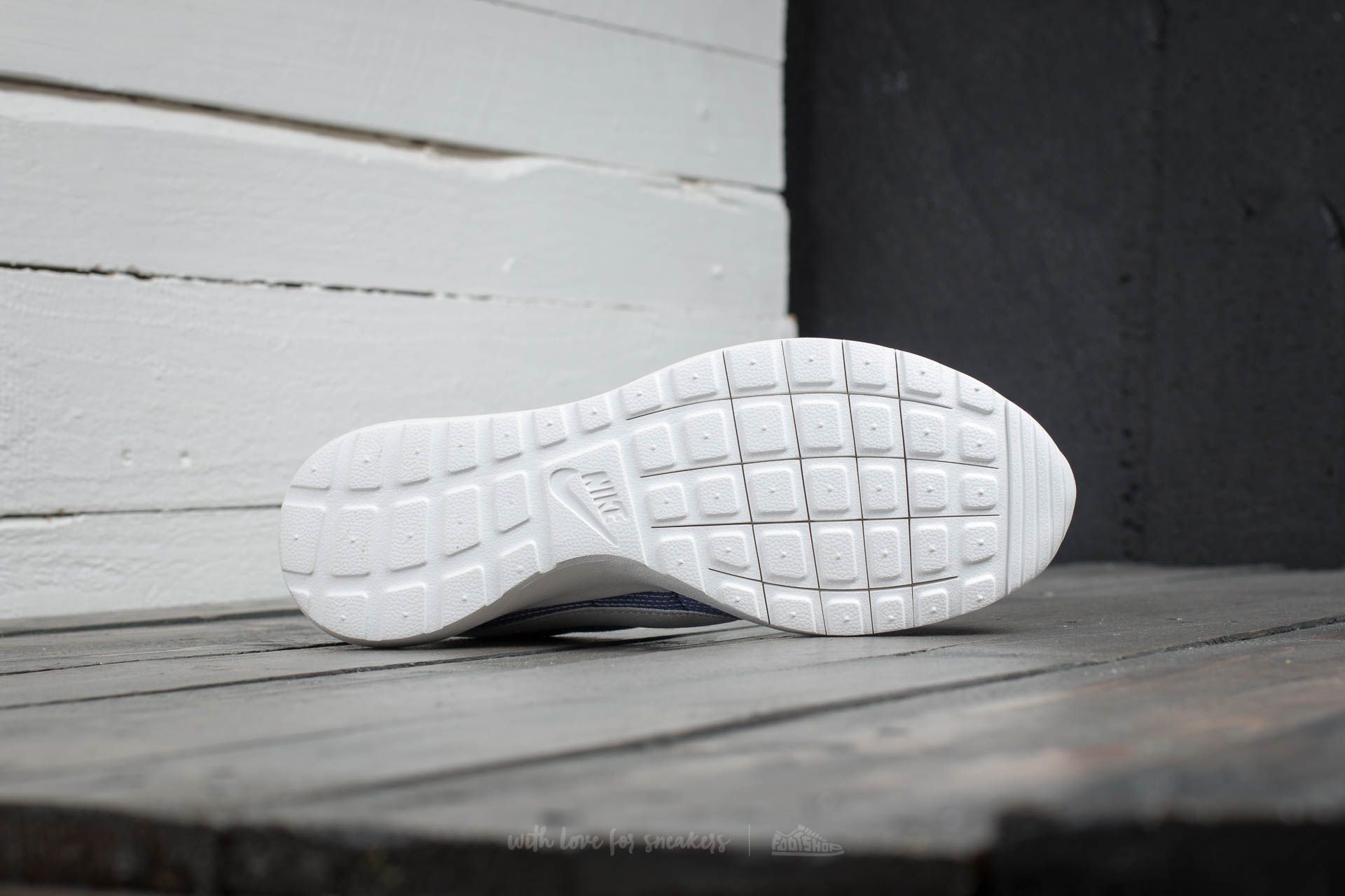 Scarpe donna Nike W Roshe LD- 1000 Dark Purple/ Pure Platinum-Sumit White