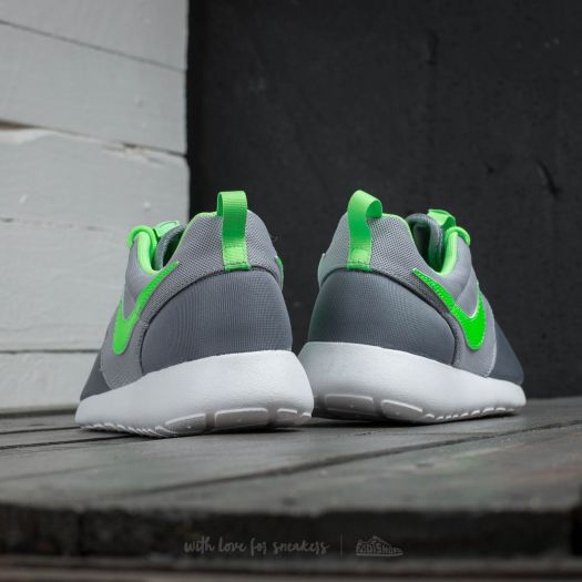 Nike roshe green and grey best sale