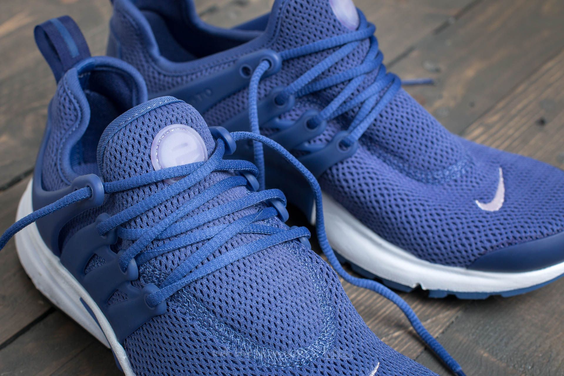 Women s shoes Nike Wmns Air Presto Dark Purple Dust Dark Purple Dust Bleached Lilac Footshop