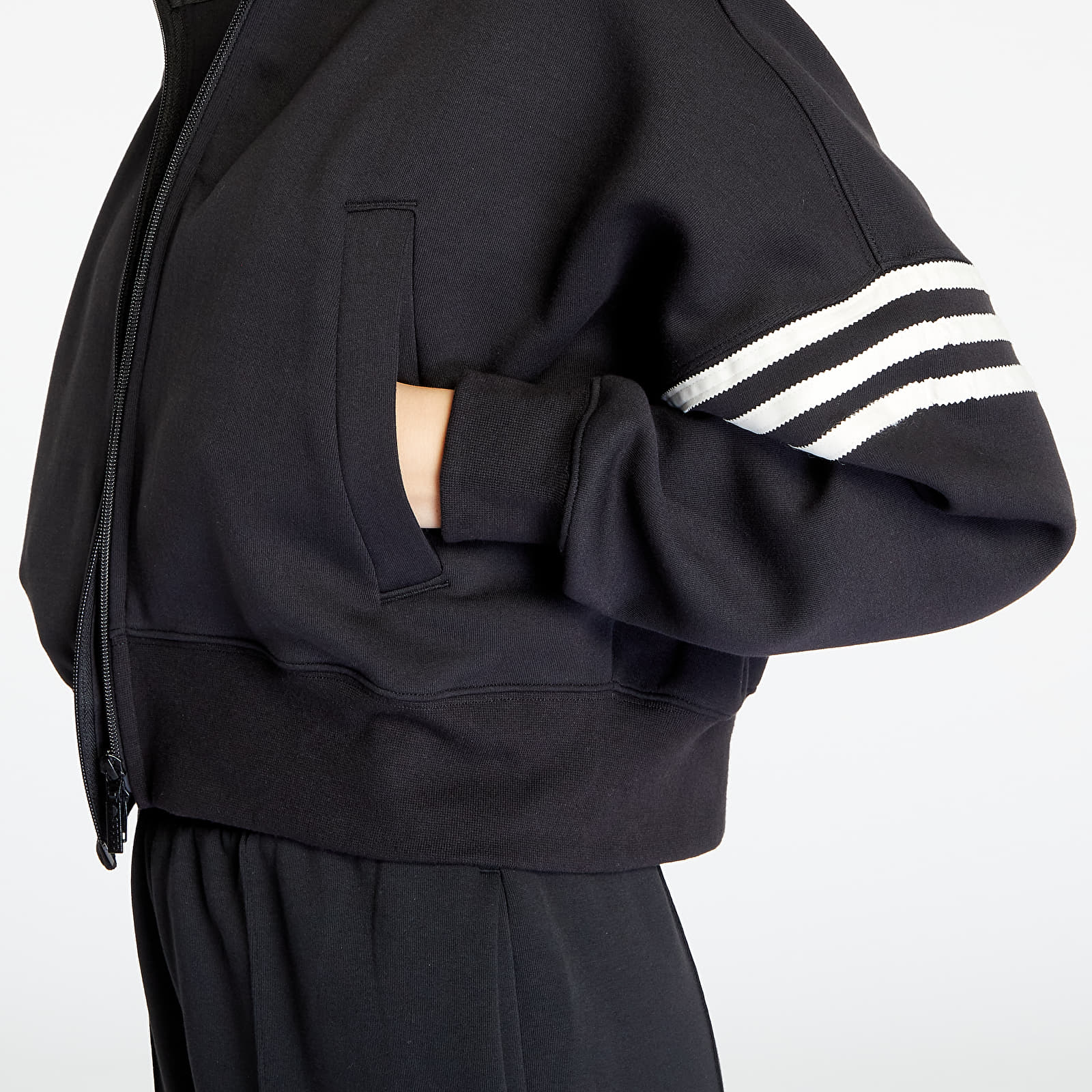 Bundy adidas Originals Adicolor Neuclassics Tracktop Black