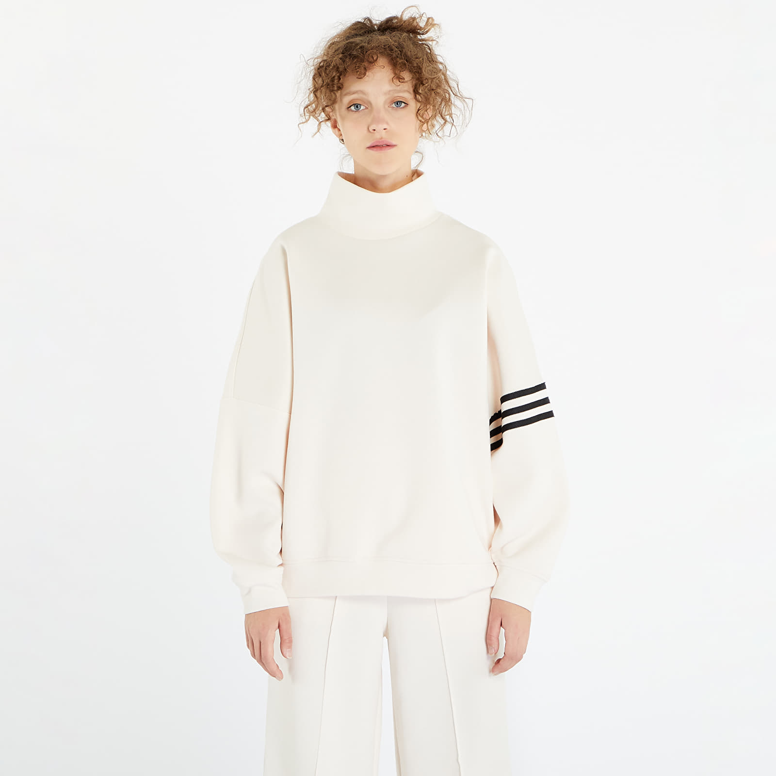 Oversized high neck sweatshirt