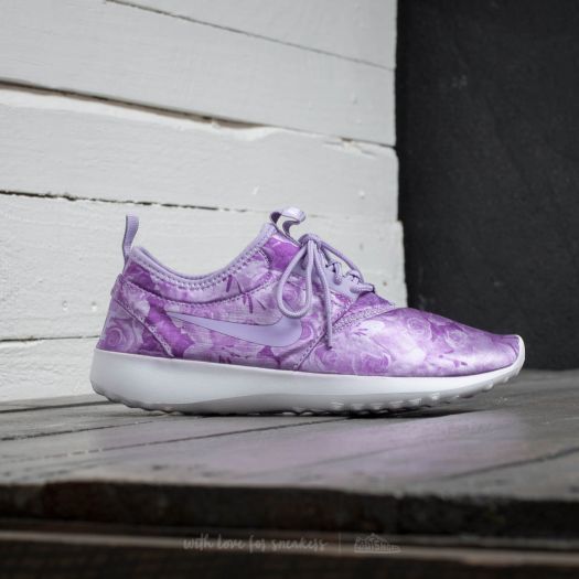 Flo nike sneaker shop