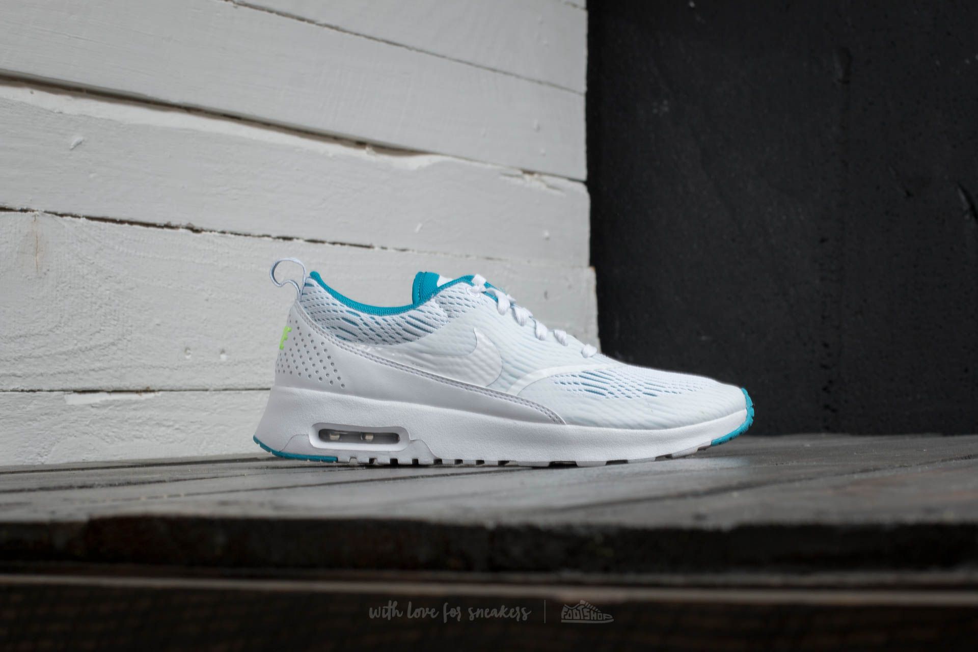 Zapatillas mujer Nike W Air Max Thea EM White/ White - Blue Lagoon - Ghost - Green