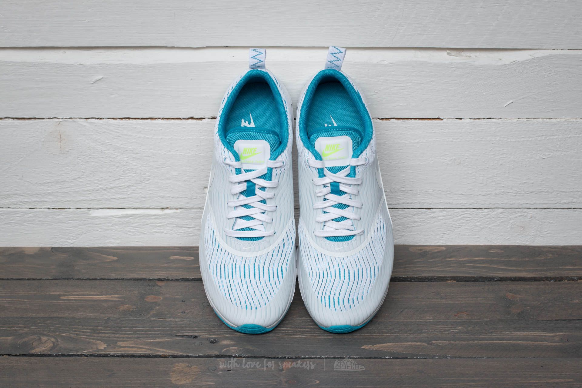 Zapatillas mujer Nike W Air Max Thea EM White/ White - Blue Lagoon - Ghost - Green