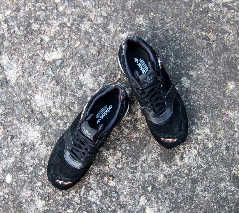 Dámské tenisky a boty adidas ZX 700 Contemp W Originals CBlack/Ftwwht