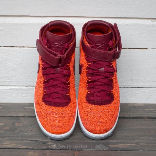 Zapatillas mujer Nike W Air Force 1 Flyknit Total Crimson Team