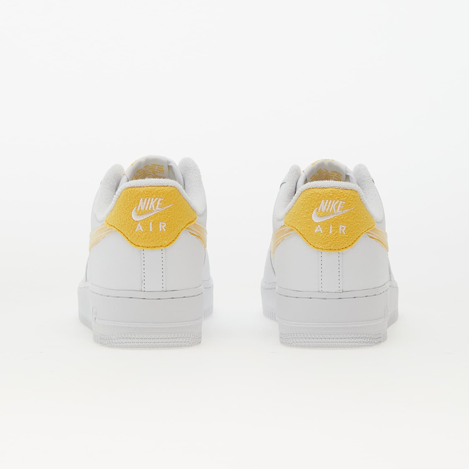 Moški čevlji Nike Air Force 1 '07 White/ Solar Flare