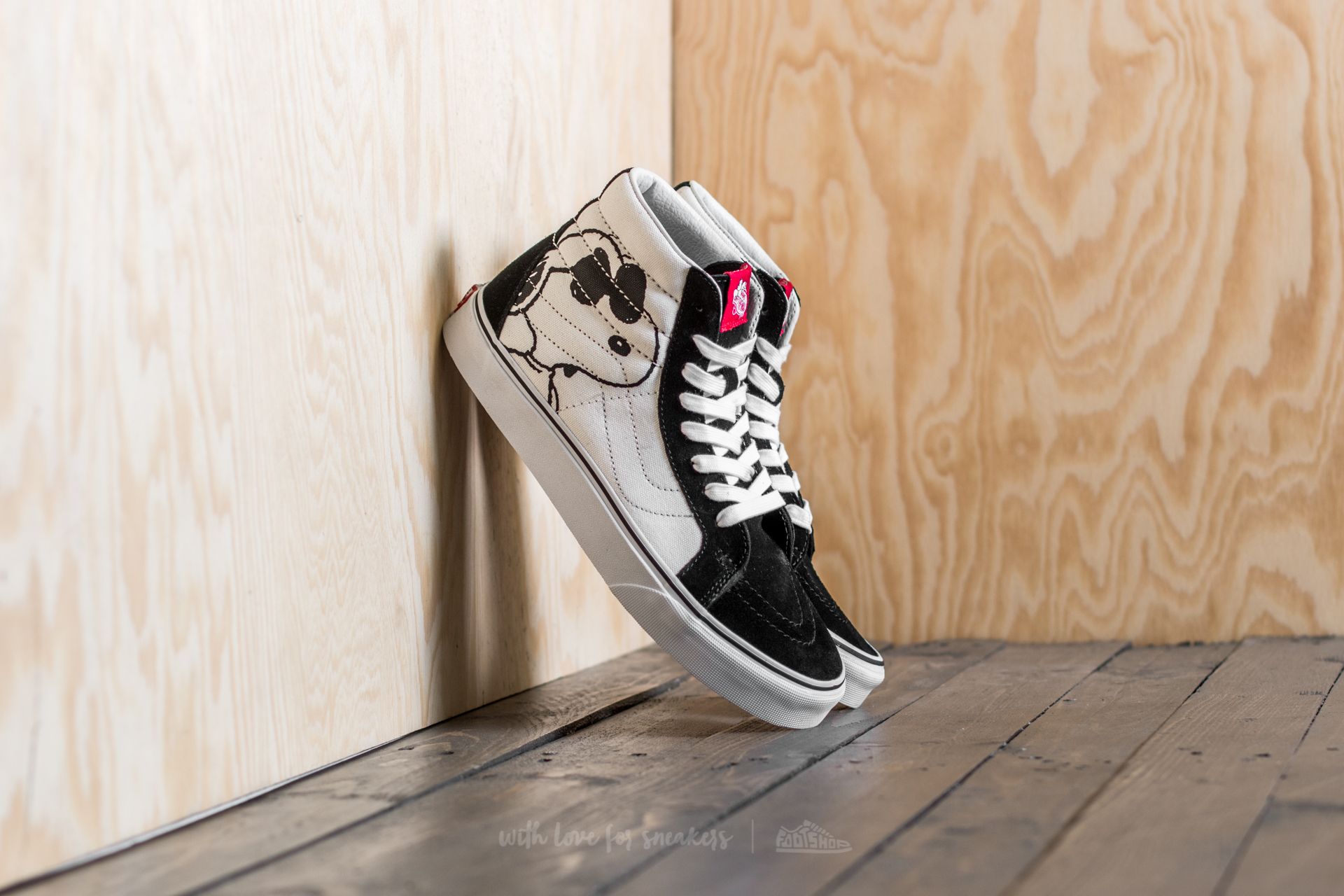 Snoopy vans sk8 best sale hi