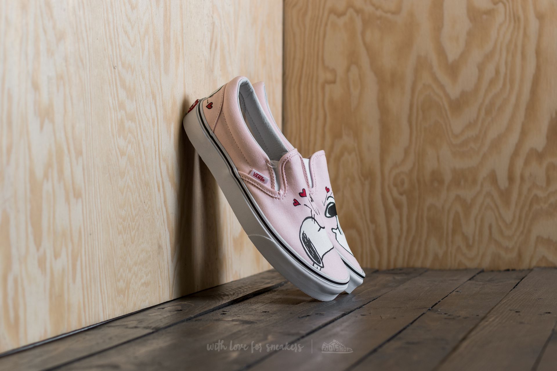 Vans peanuts smack best sale pearl