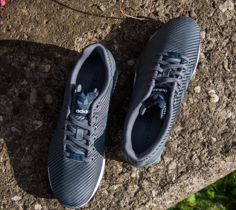 Sko adidas ZX FLUX Originals Onix/White