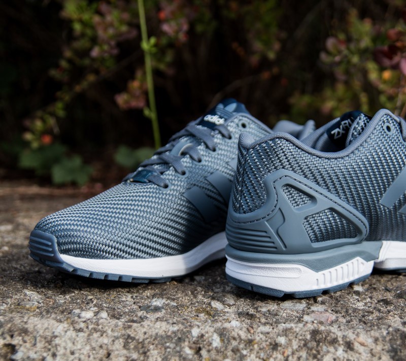 Sko adidas ZX FLUX Originals Onix/White