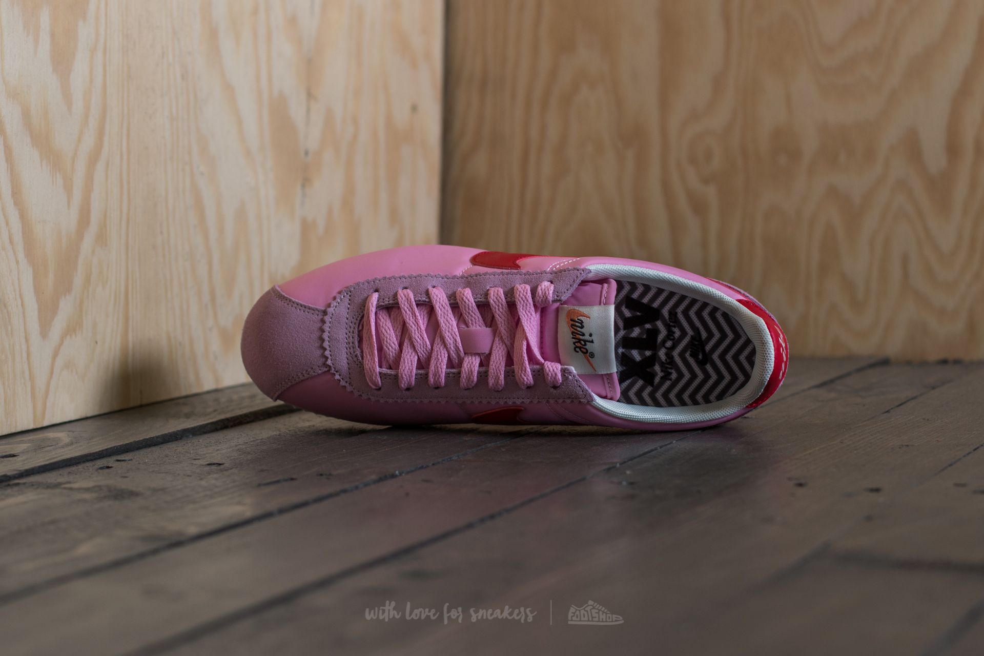 Nike cortez womens pink and red online