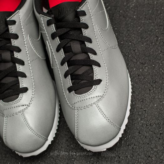 Nike cortez hotsell plateadas