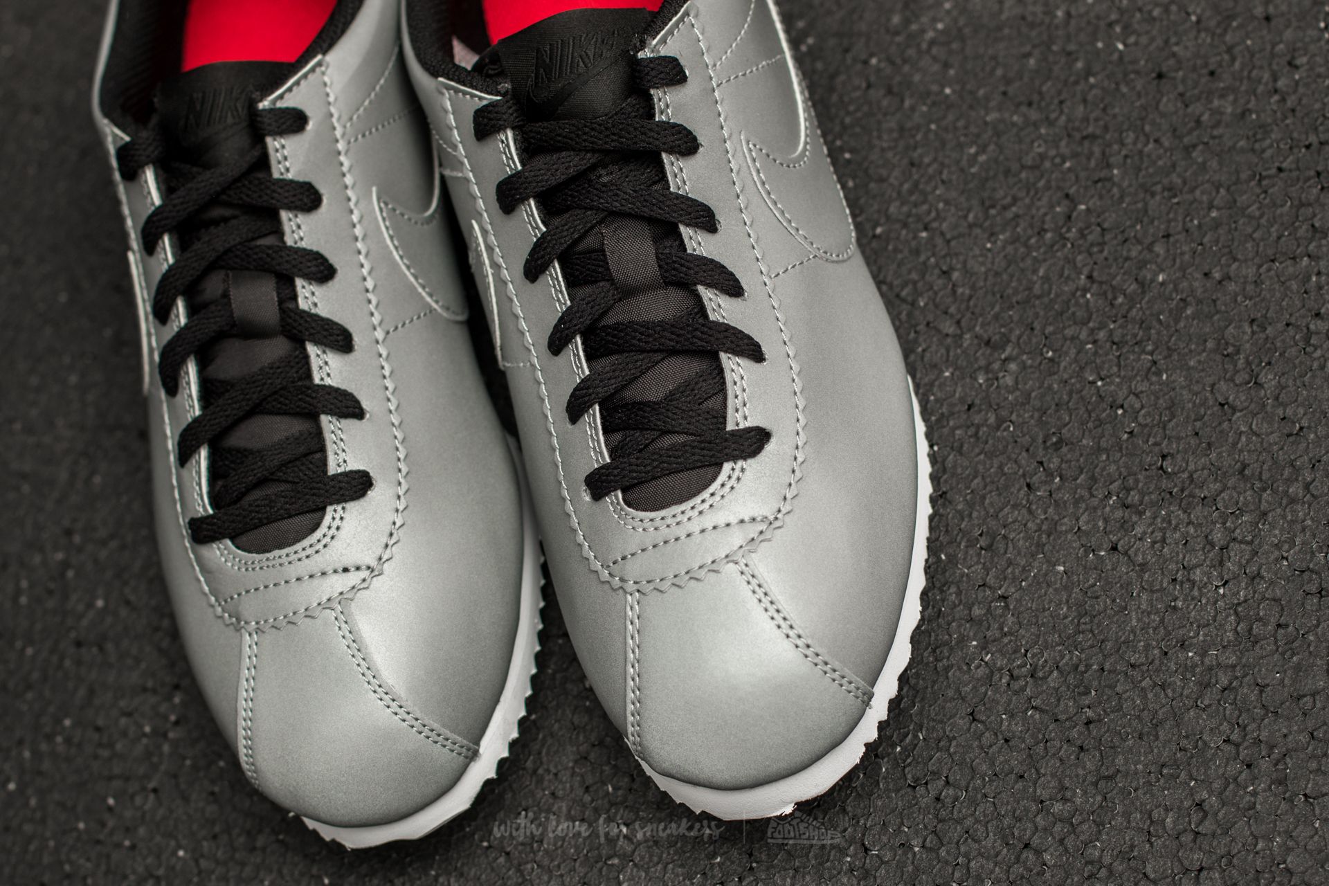 Women s shoes Nike Cortez Premium GS Reflect Silver Reflect