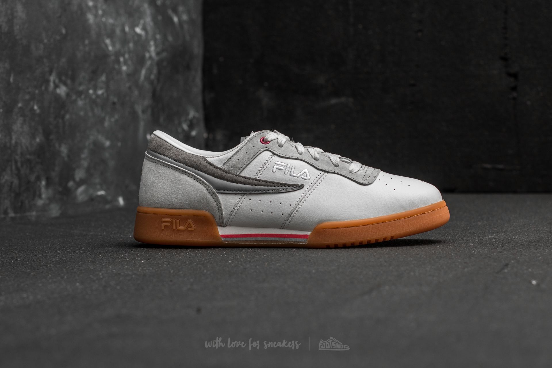 Fila staple outlet