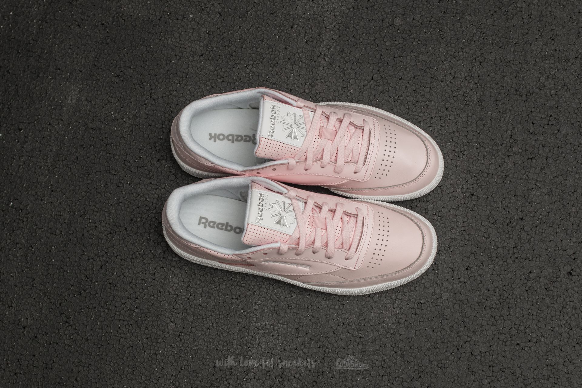 Buty damskie Reebok Club C 85 FBT W Pink/ White/ Silver/ Skull Grey