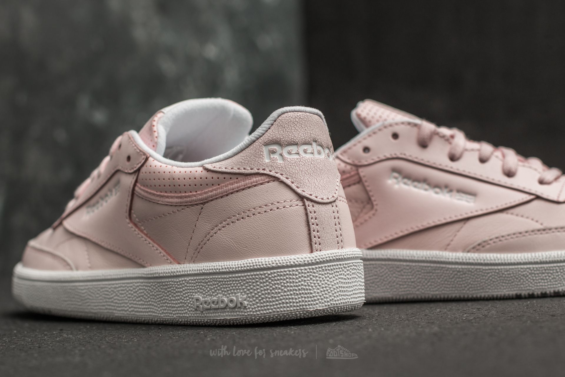Women s shoes Reebok Club C 85 FBT W Pink White Silver Skull