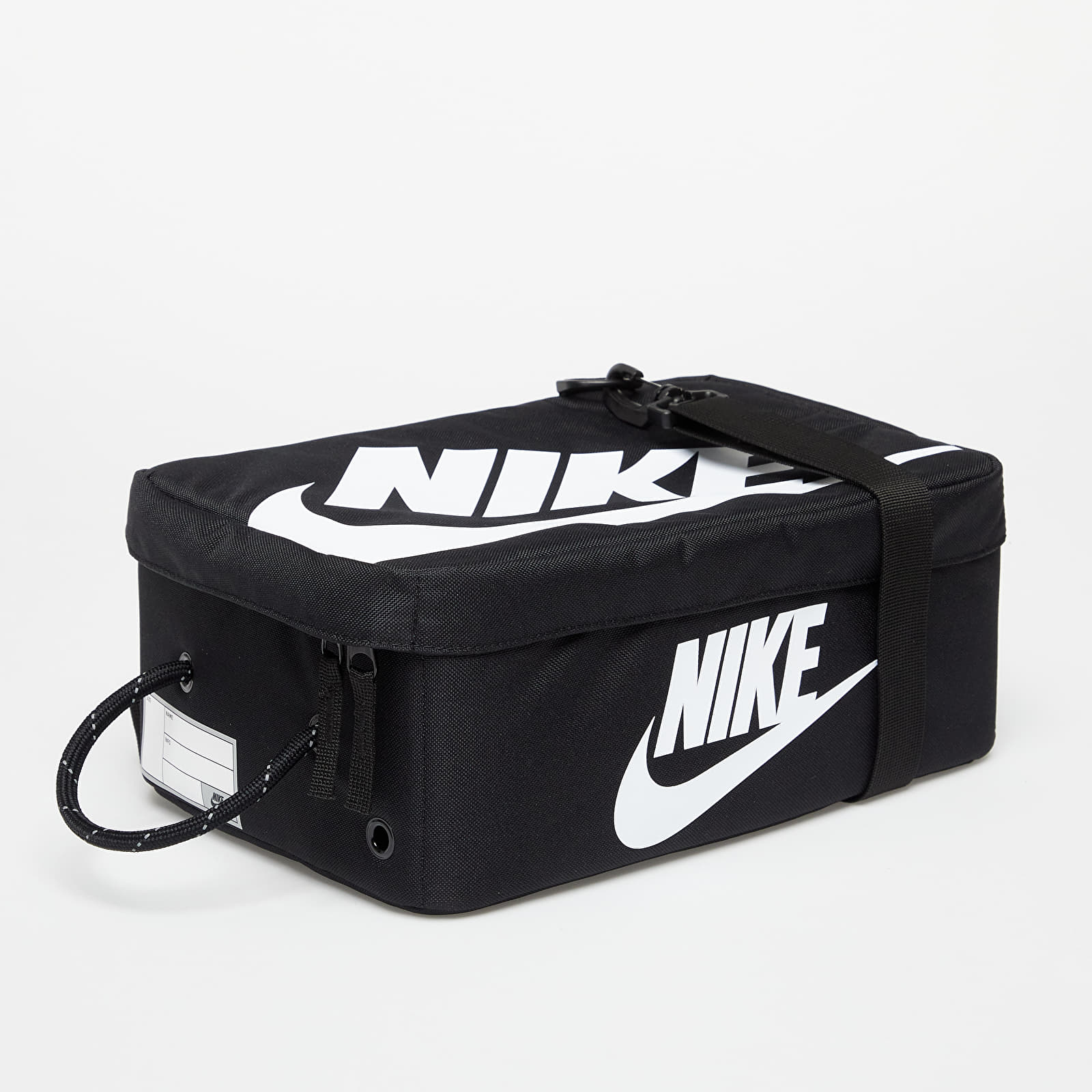 Astuccio nike store