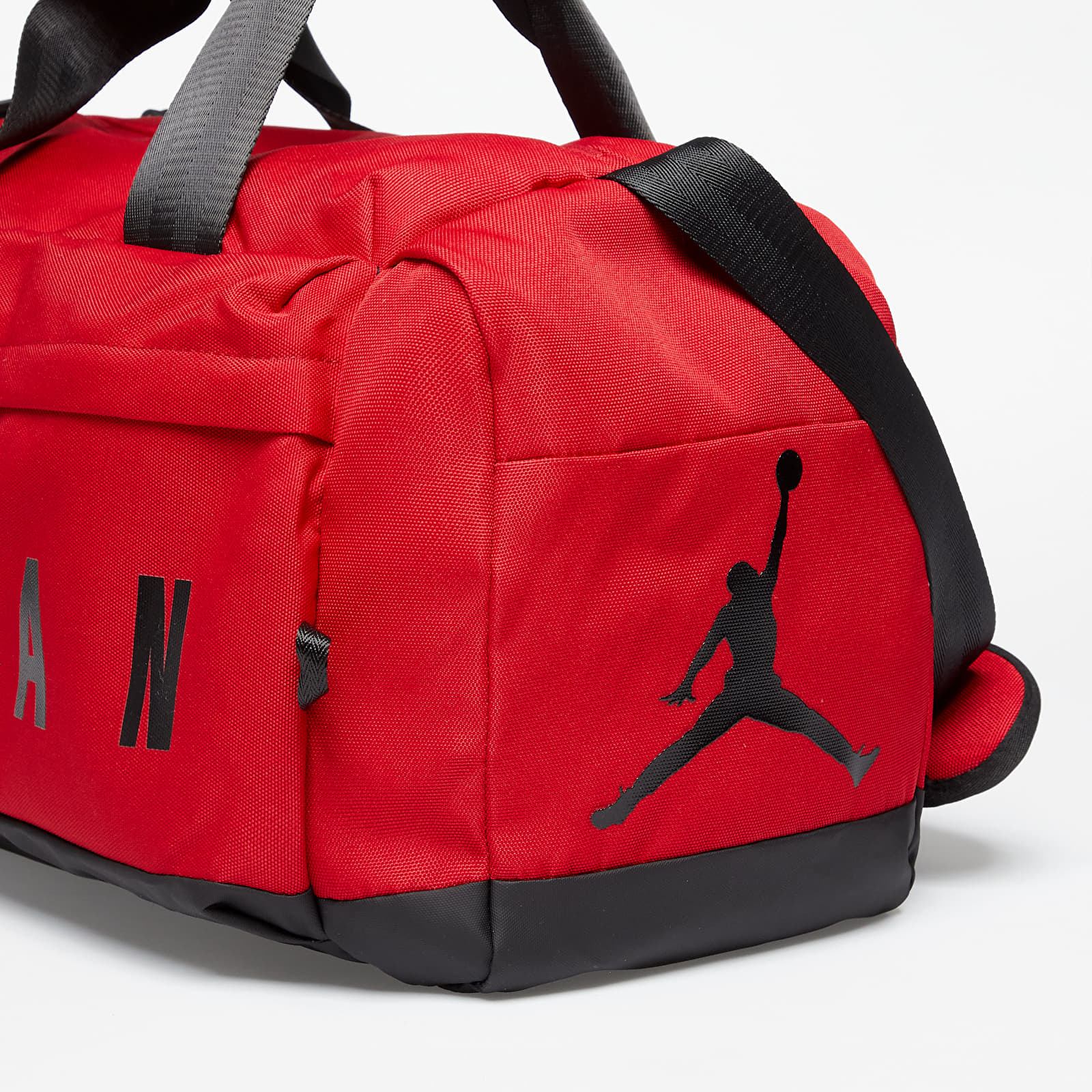 Jordan gym bag deals