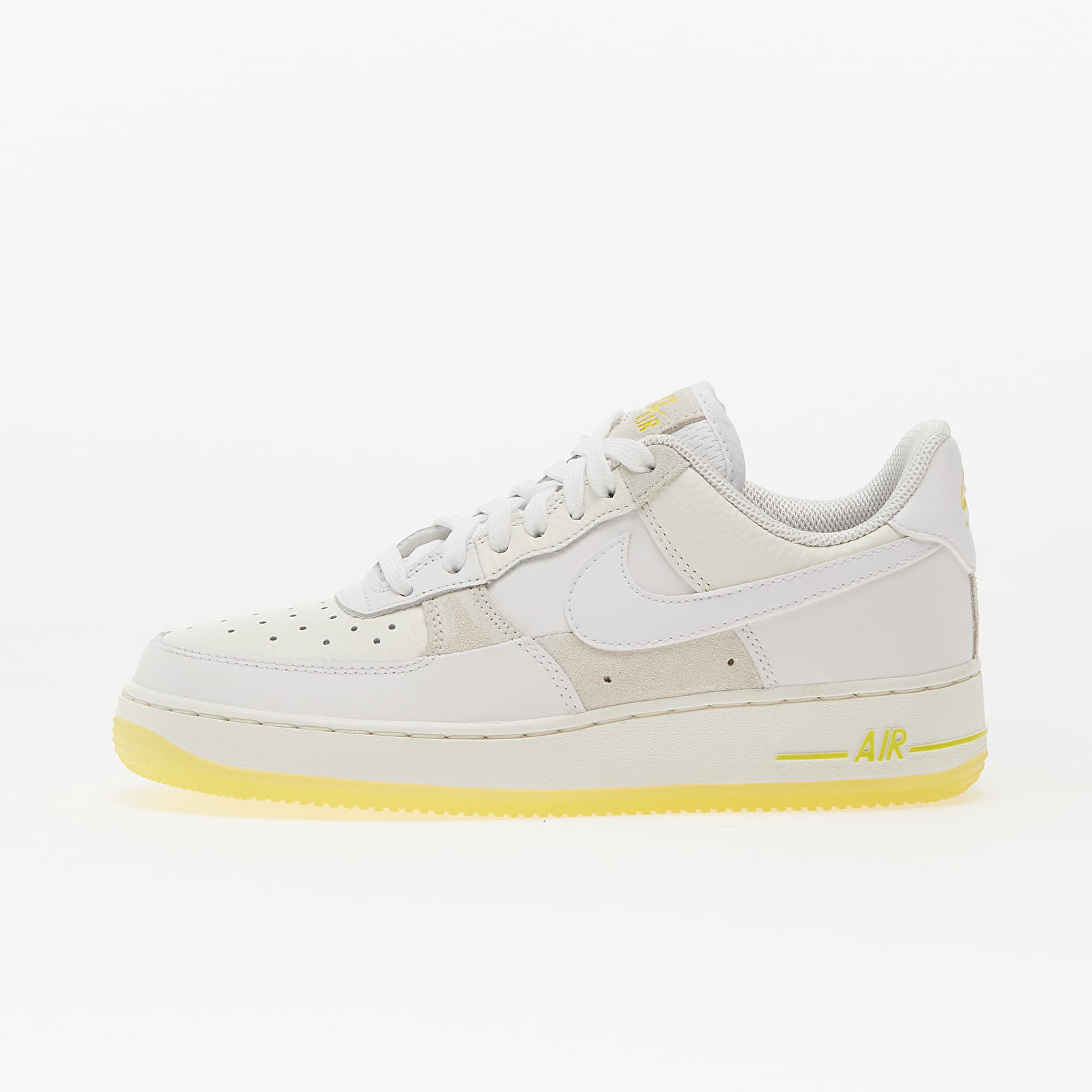 Nike Wmns Air Force 1 ’07 Low