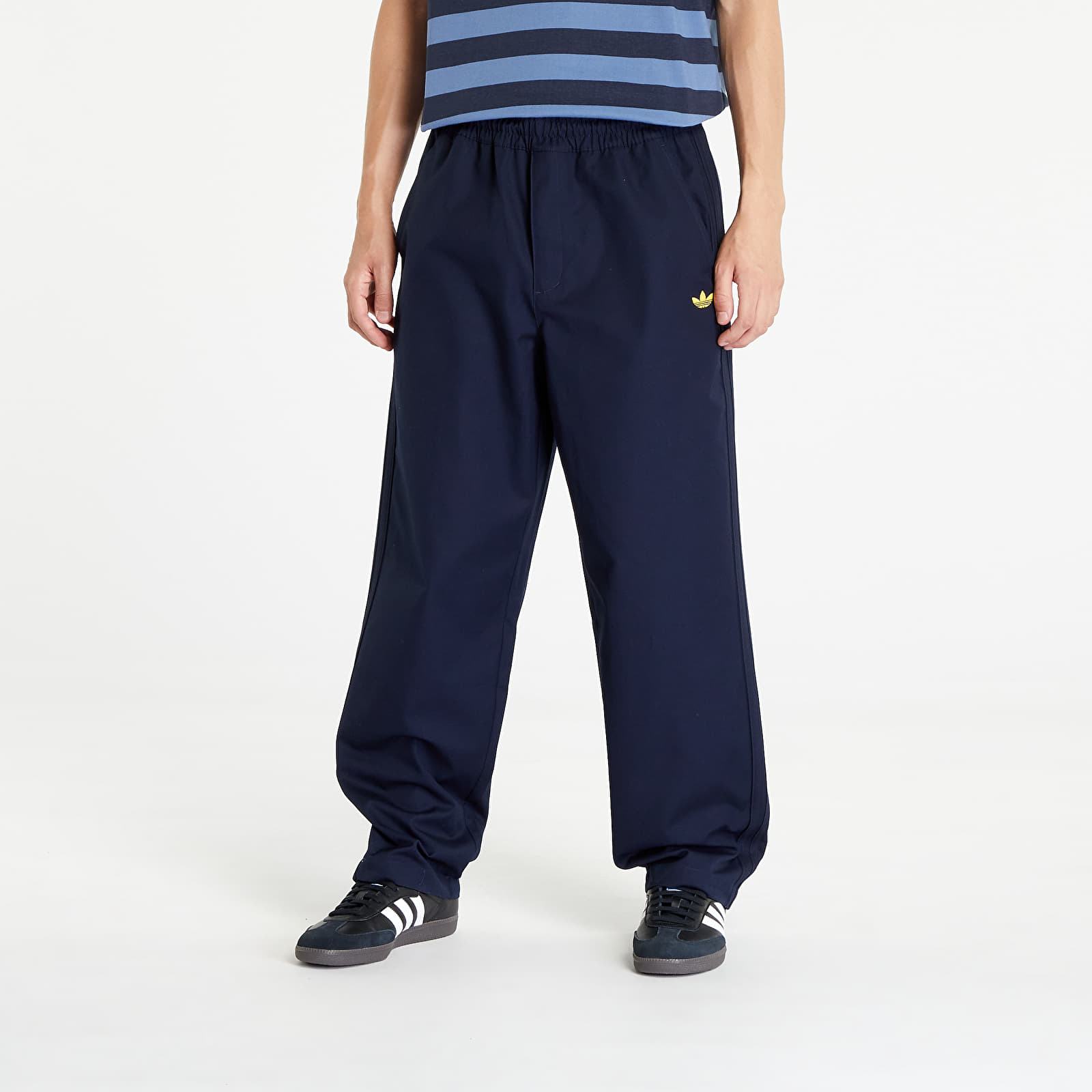 Pants and jeans adidas Originals Nice Chino Pant Legend Ink