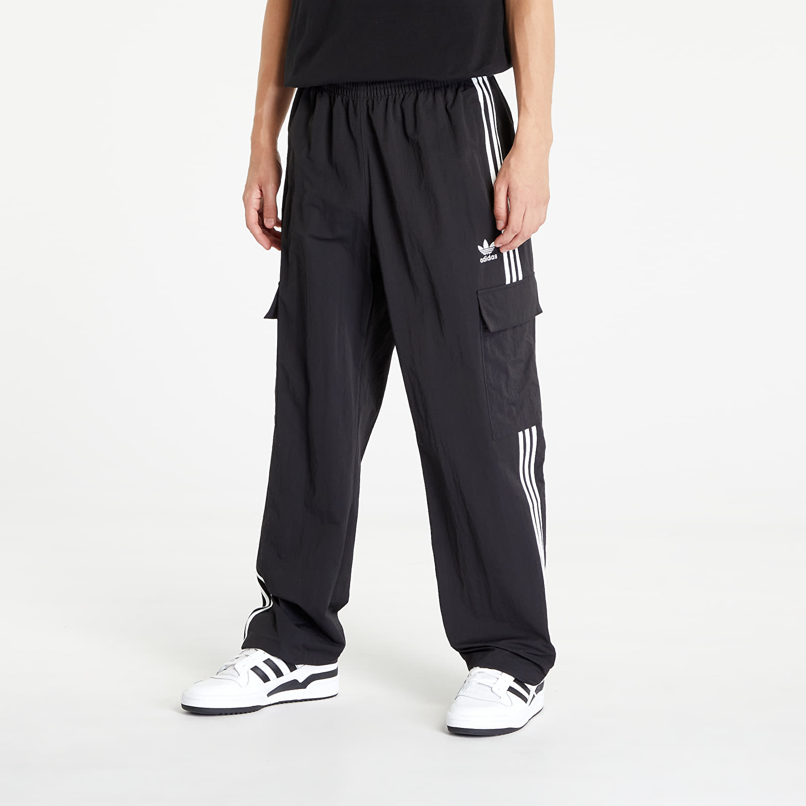 adidas Originals - adicolor 3-stripes cargo joggers pant black