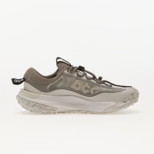 Men s shoes Nike ACG Mountain Fly 2 Low Lt Iron Ore Black Flat