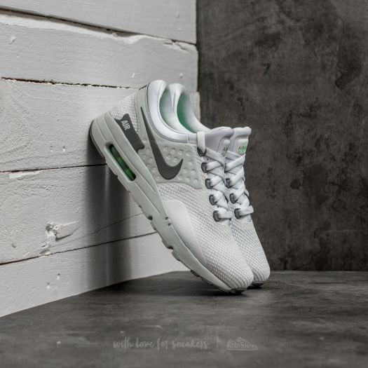 Nike Air Max Zero Essential