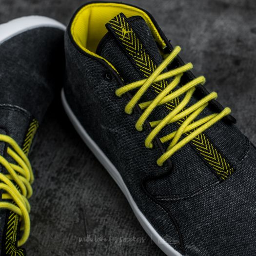 Air jordan top chukka black