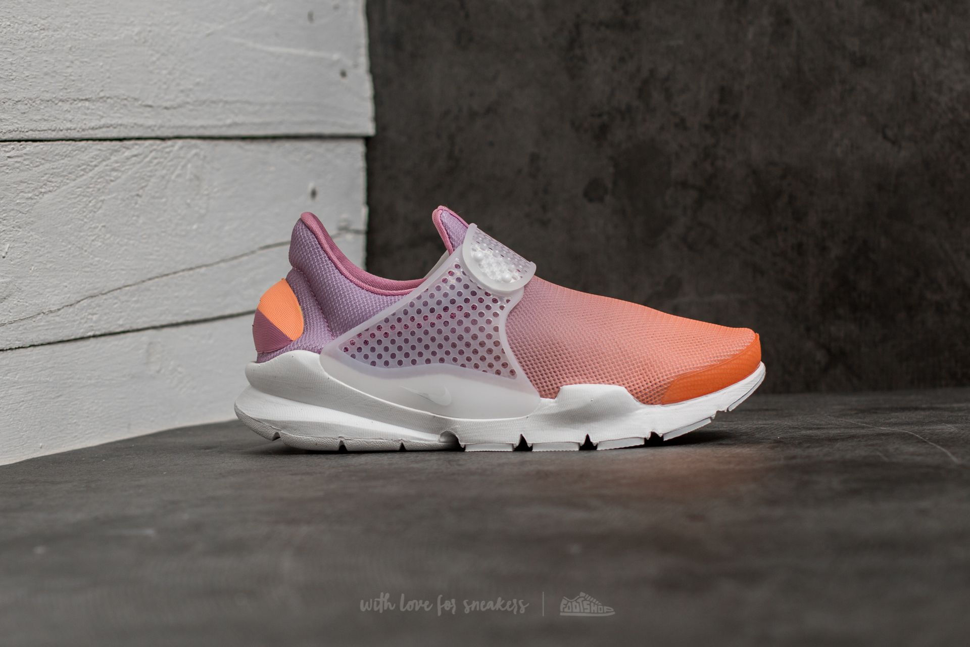 Ženski čevlji Nike Wmns Sock Dart Br Sunset Glow/ White-Orchid