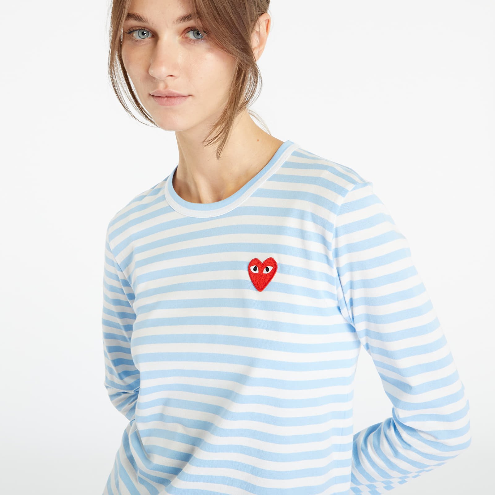 T-shirts Comme des Garçons PLAY Heart Logo Long Sleeve Tee Clear Sky/ White