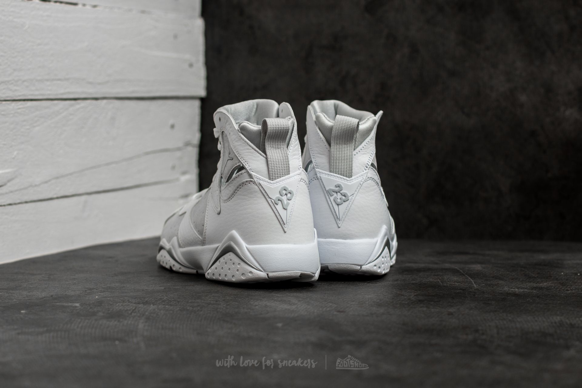 Jordan 7 sale white metallic silver