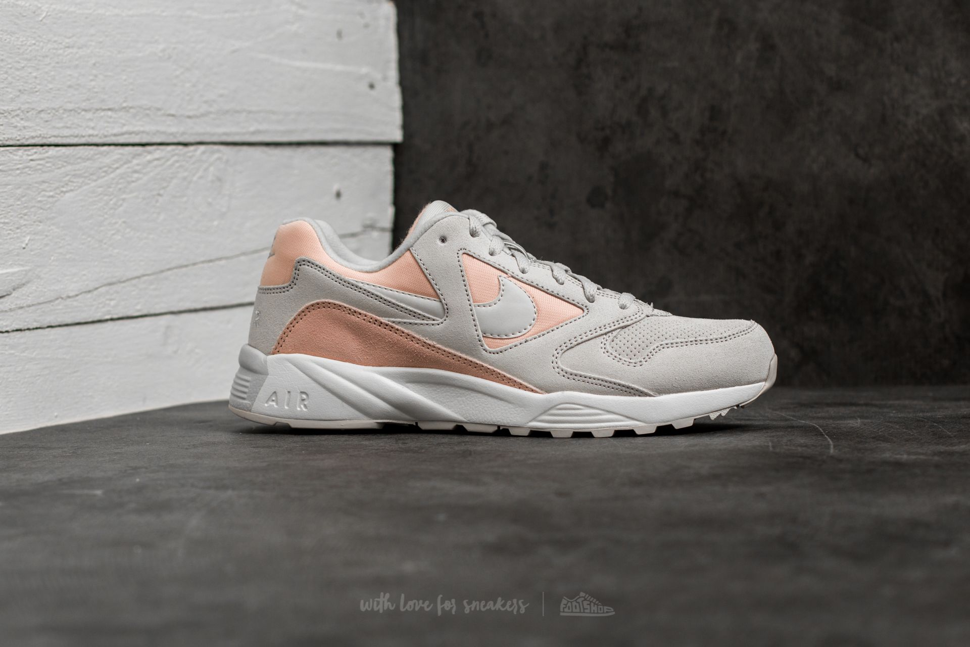Men s shoes Nike Air Icarus Extra Premium Light Bone Phantom Light Bone Footshop