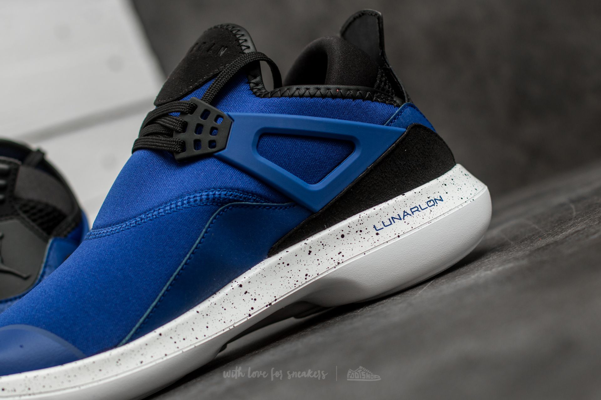 Jordan fly 89 sales lunarlon