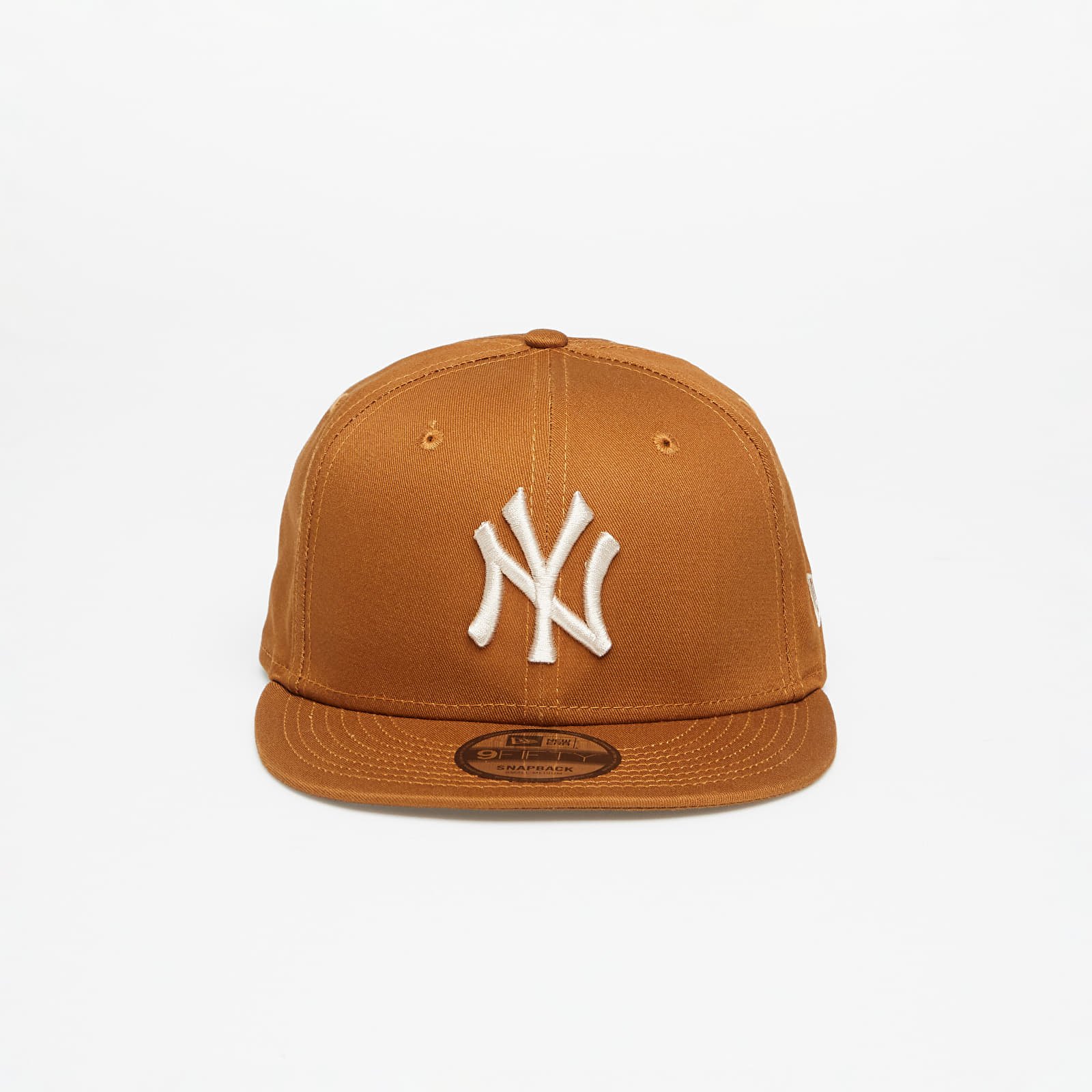Caps New Era New York Yankees League Essential 9Fifty Snapback Cap Brown |  Footshop