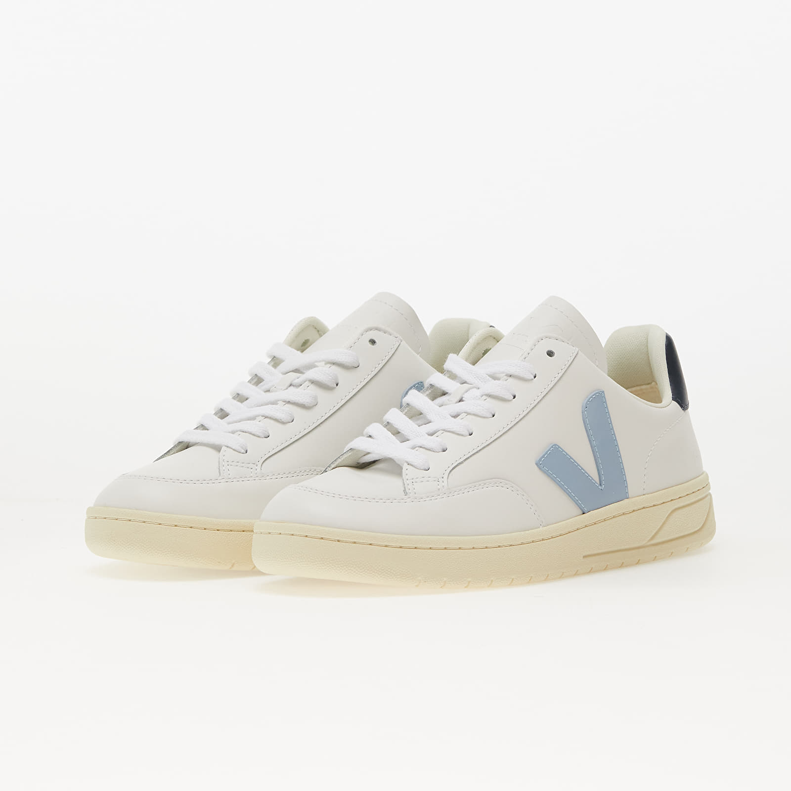 Herren Sneaker und Schuhe Veja V-12 Extra White/ Steel/ Nautico