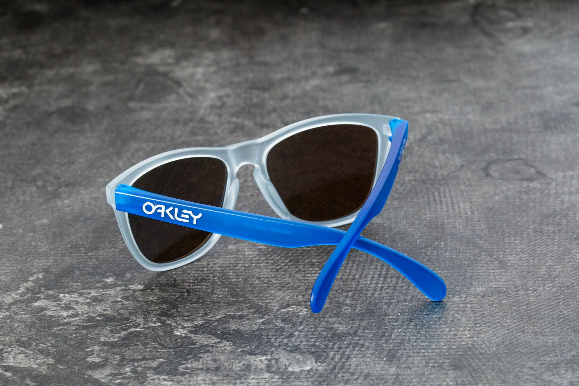 Okulary słoneczne Oakley Frogskins Matte Clear/ Matte Transparent Blue/ Sapphire Iridium