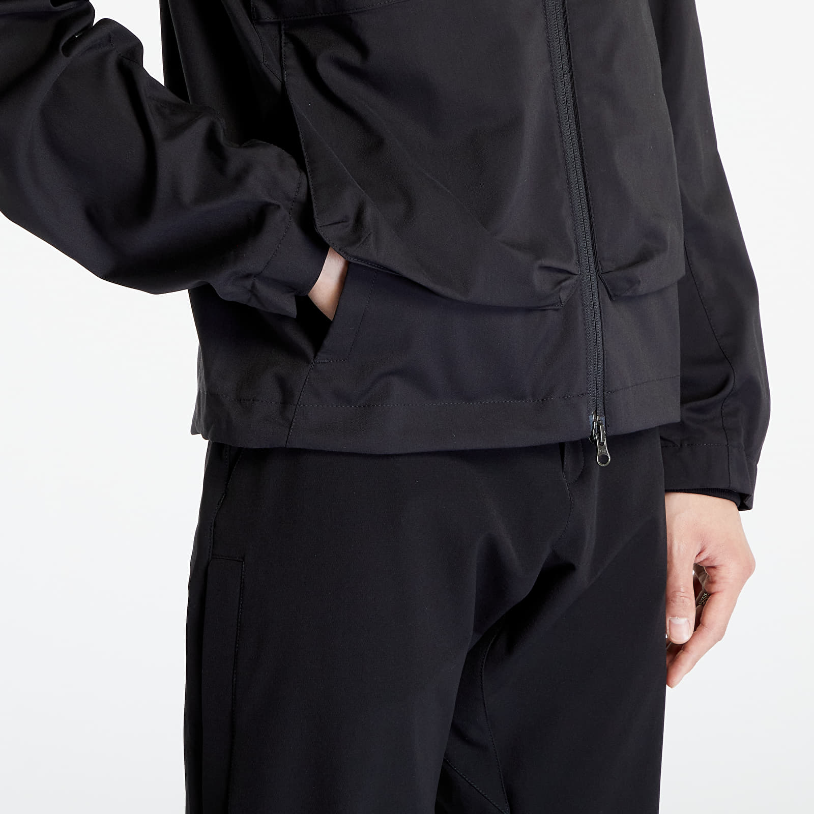 Bundy Poutnik by Tilak Blade Jacket Black
