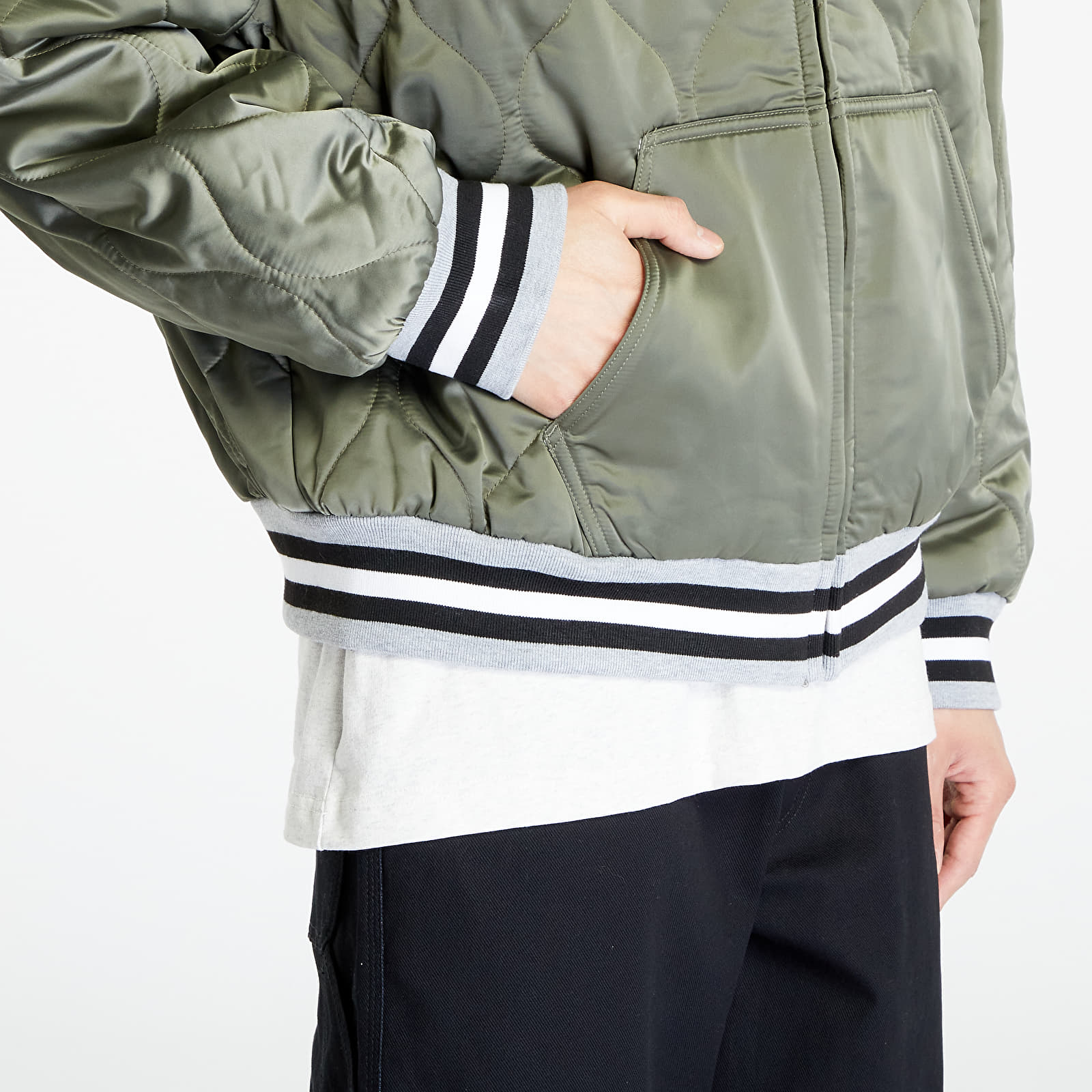 "Bomber" striukės Patta Hooded Bomber Jacket Beetle