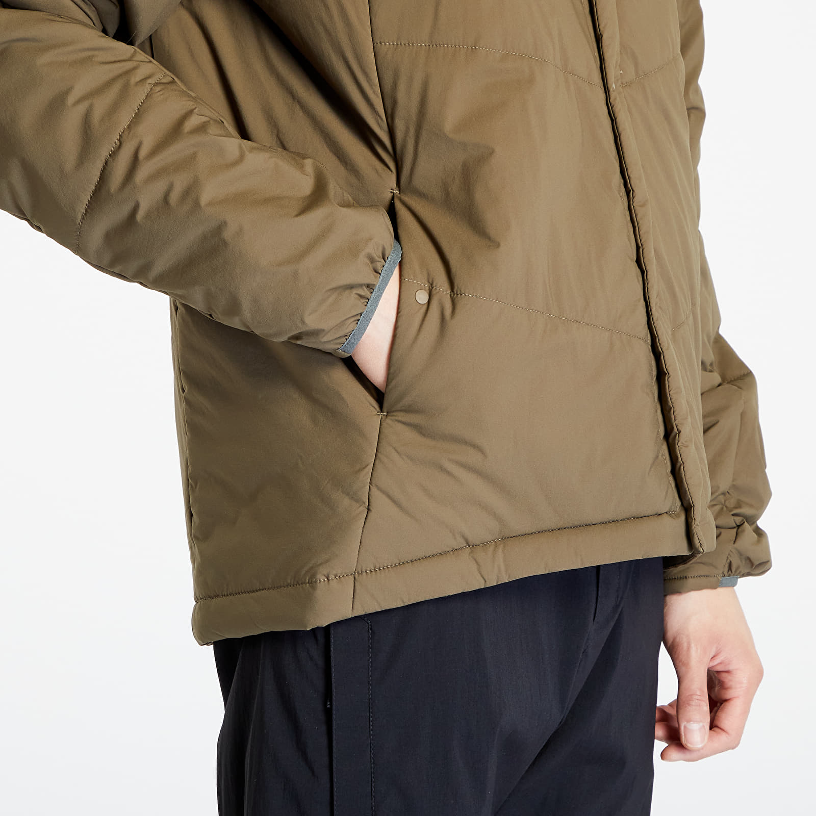 Bombery Poutnik by Tilak Pygmy Jacket Olive