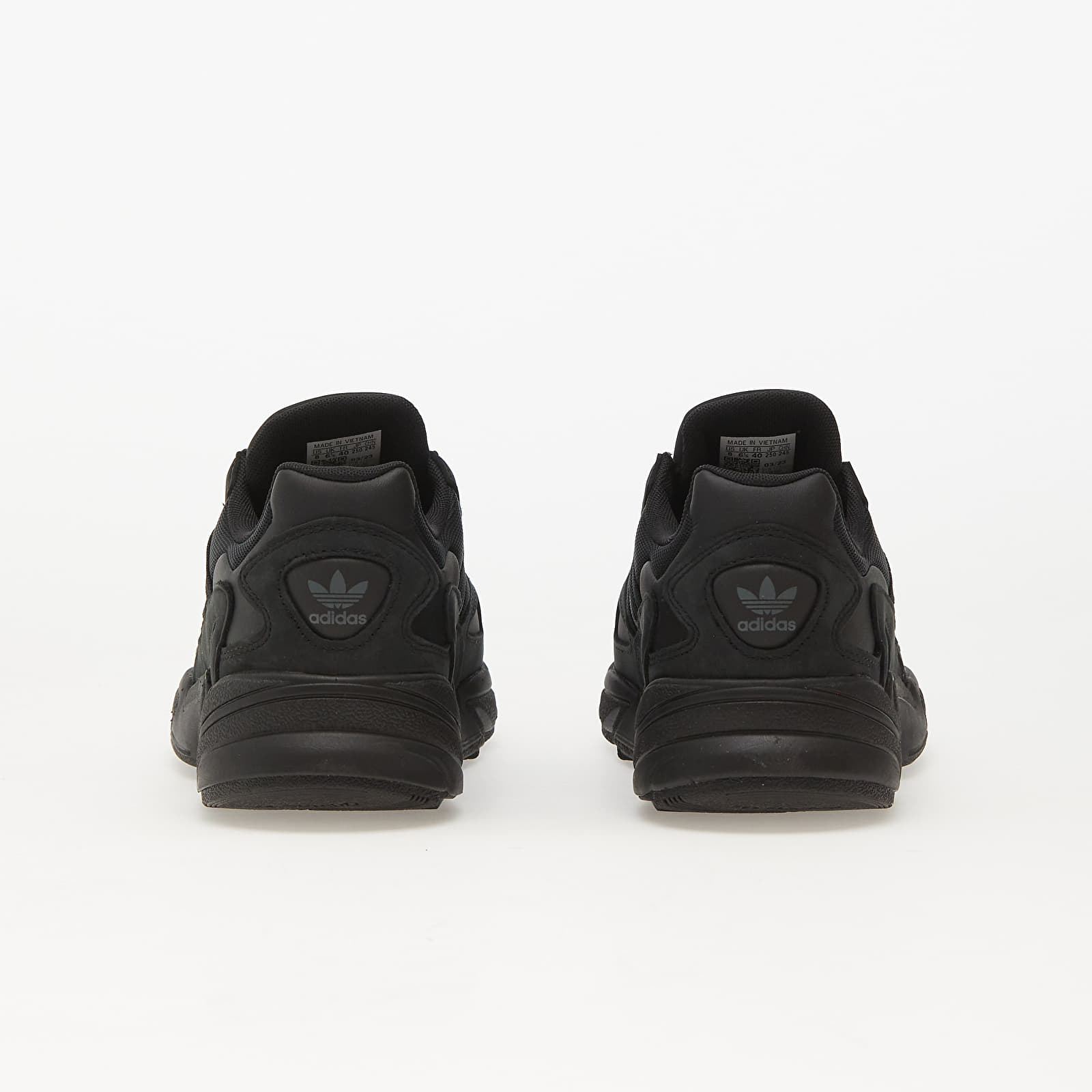 Încălțăminte și sneakerși pentru femei adidas Falcon W Core Black/ Core Black/ Carbon