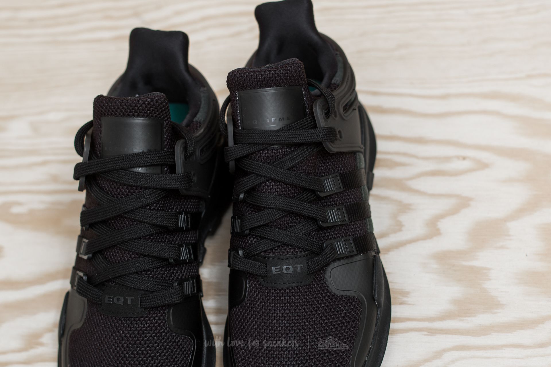 Női cipők adidas EQT Support ADV W Core Black/ Core Black/ Sub Green