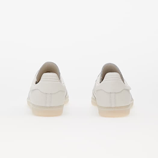Humanrace white shop