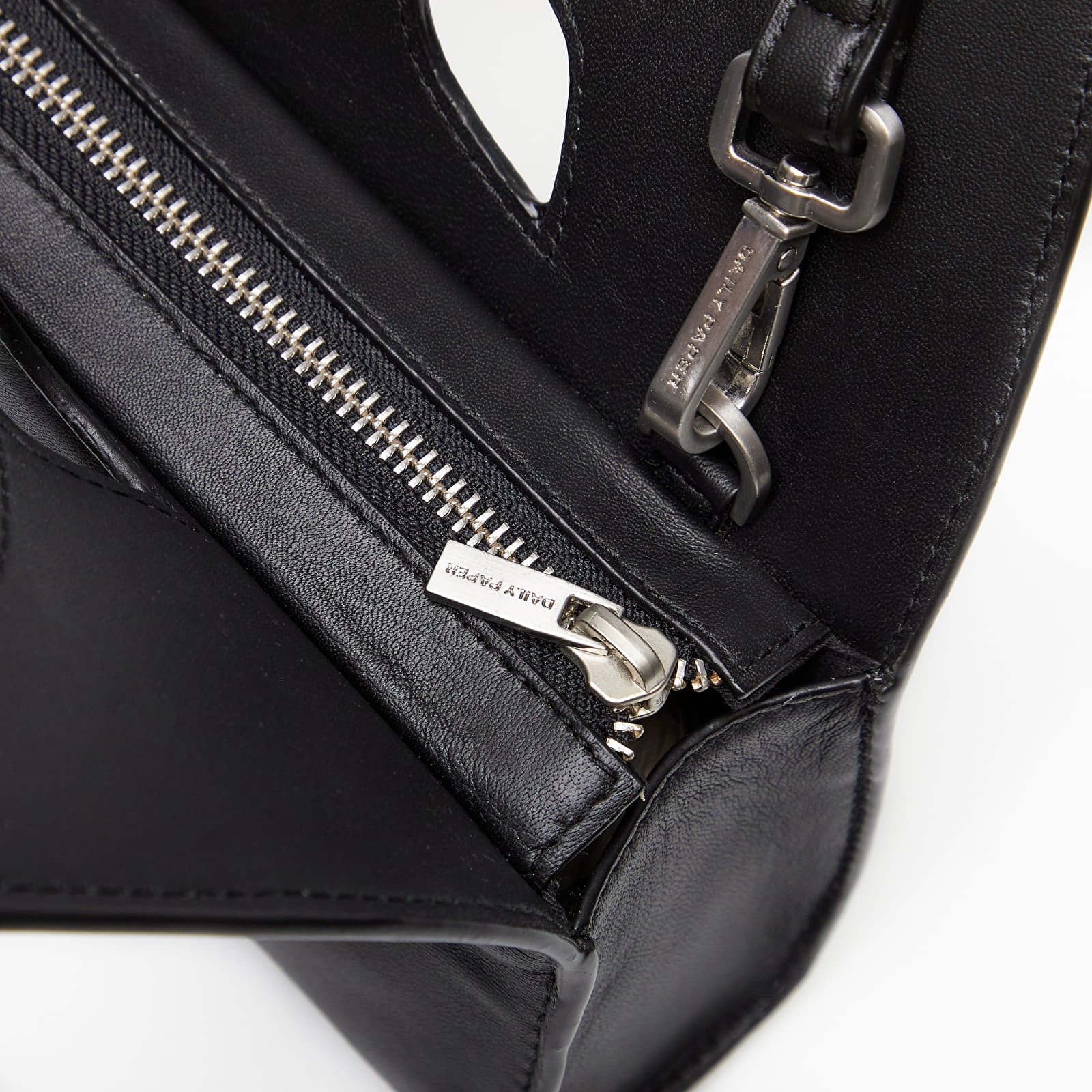 Bolsos Daily Paper Codu Small Bag Black (2321162) | Footshop