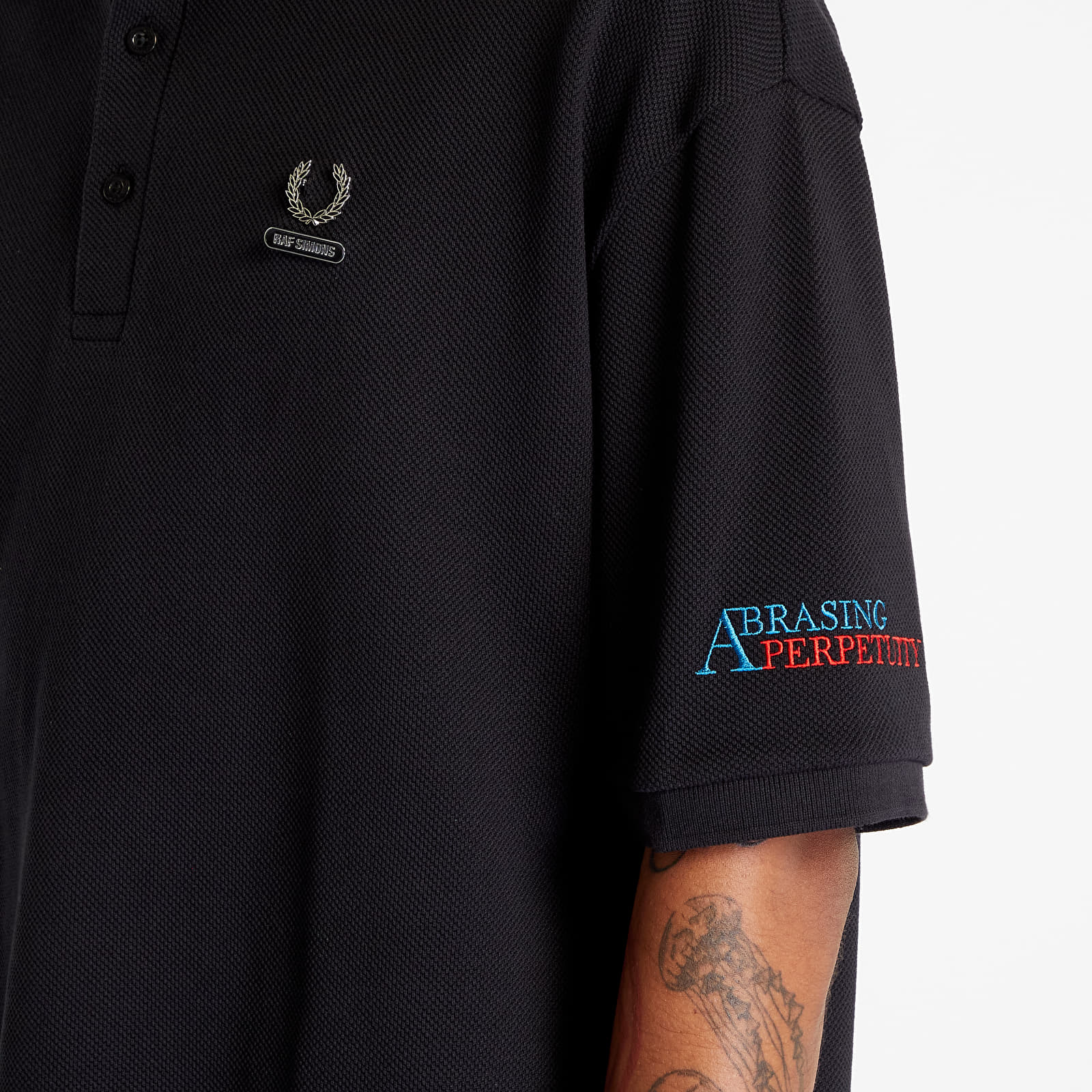 T-shirts FRED PERRY x RAF SIMONS Embroidered Oversized Polo T-Shirt Black |  Footshop
