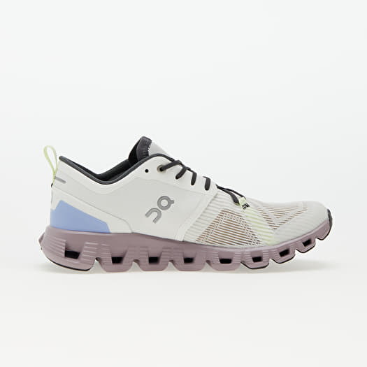 Women's shoes On W Cloud X 3 Shift Undyed-White/ Heron | Footshop