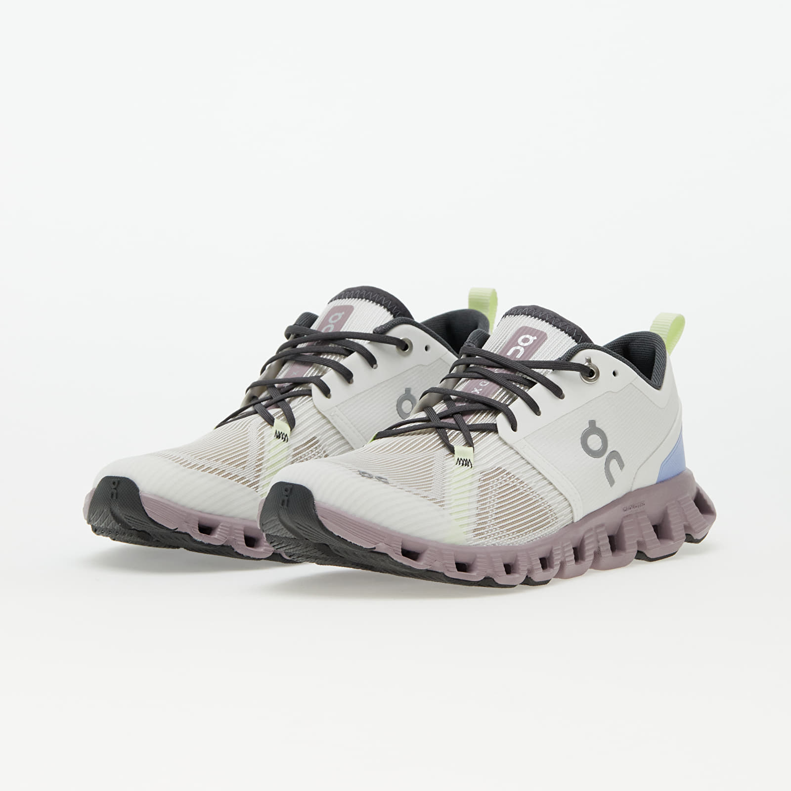 on cloud x white womens shoes
