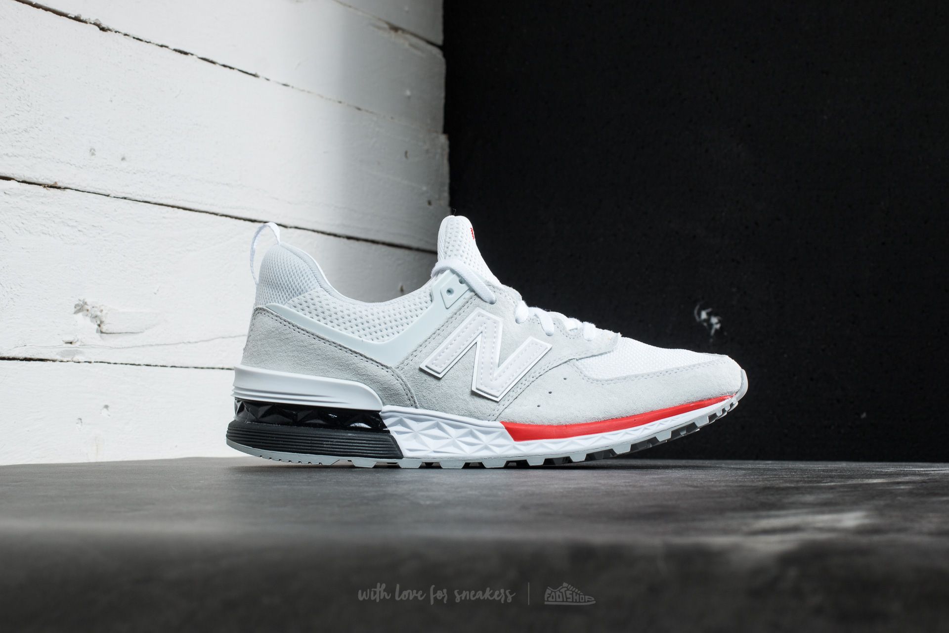 New balance 574 outlet sport white on feet